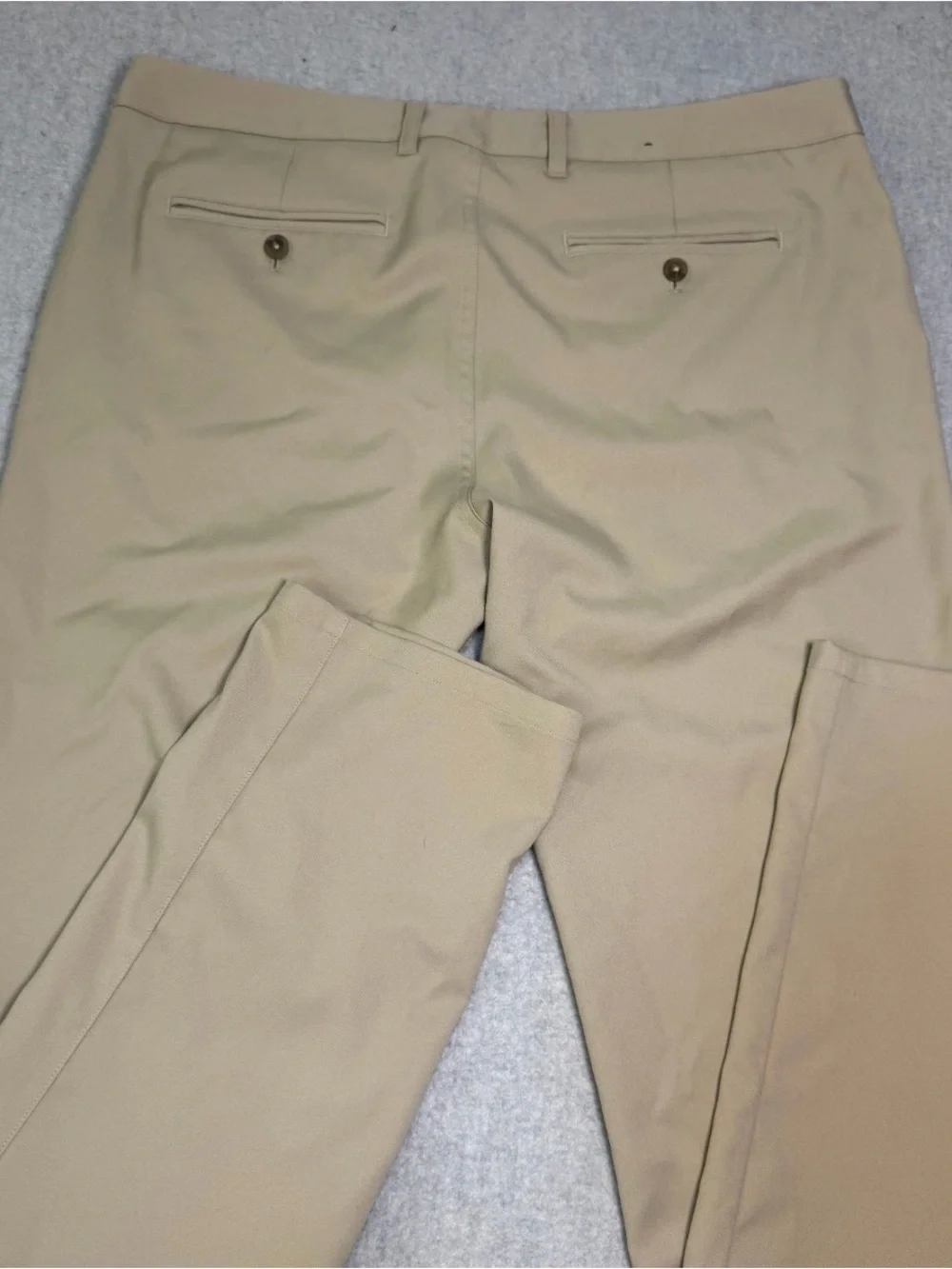 Mizzen+Main Slim Fit Chinos in Light Khaki